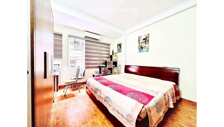 Một trong những công cụ được nhiều môi giới tin dùng là vBDS